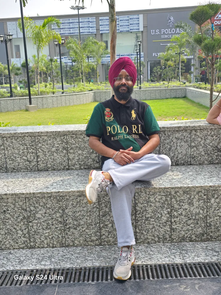 harpreet singh profile