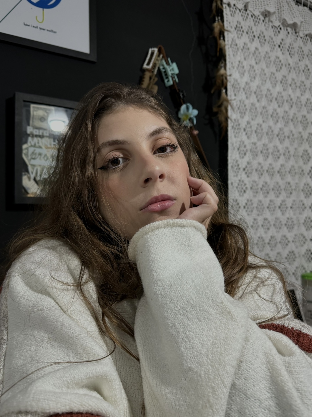 Laura profile