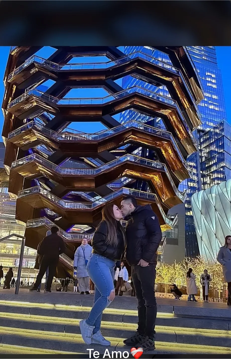 Leon Mariano profile