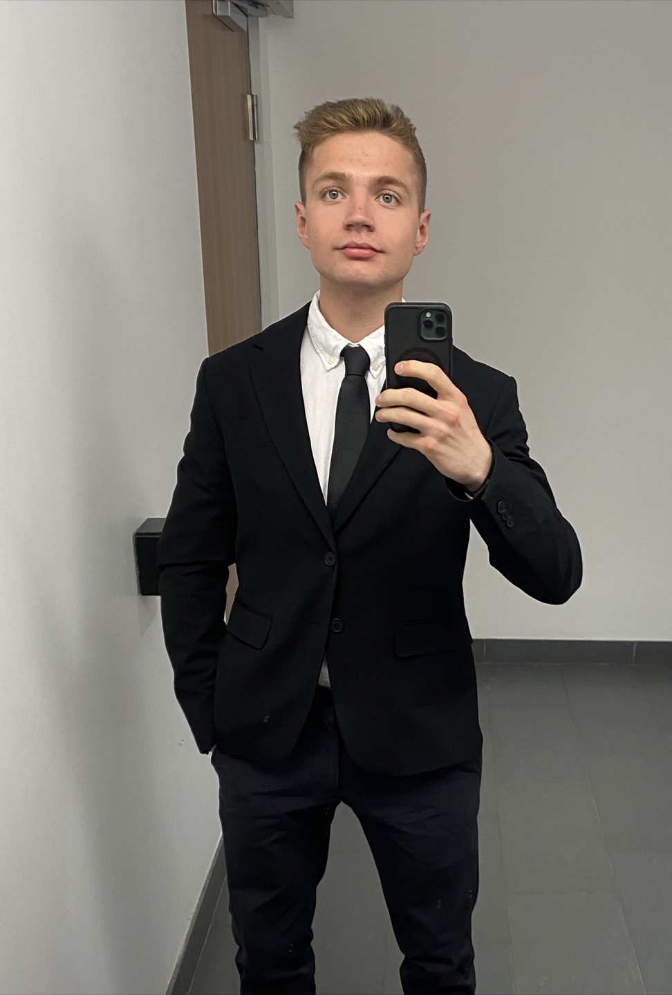Maksym profile