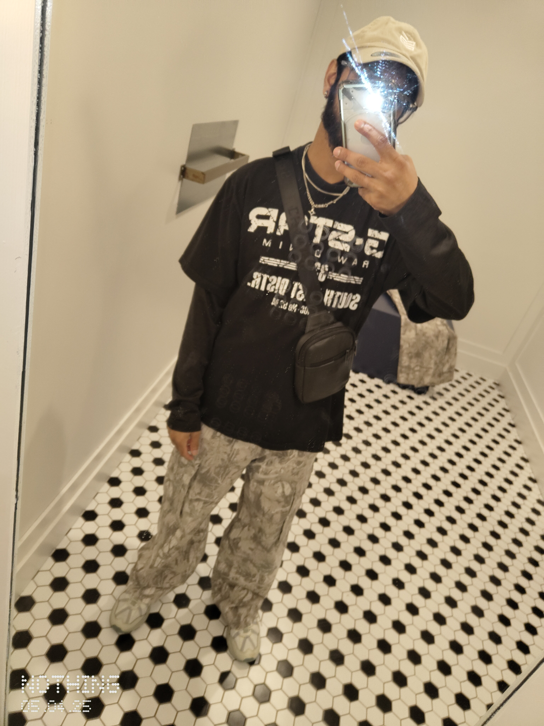 Reyz profile
