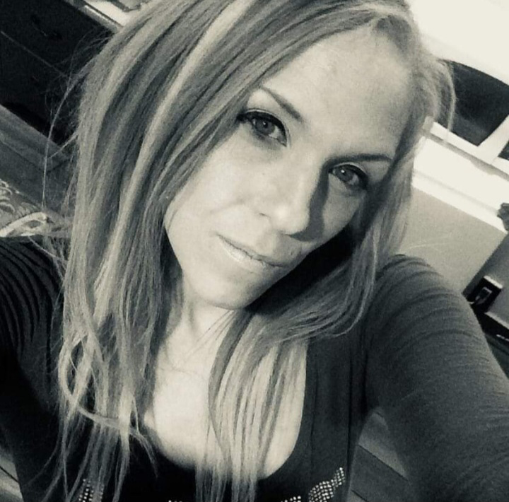 Theresa Mahoney profile