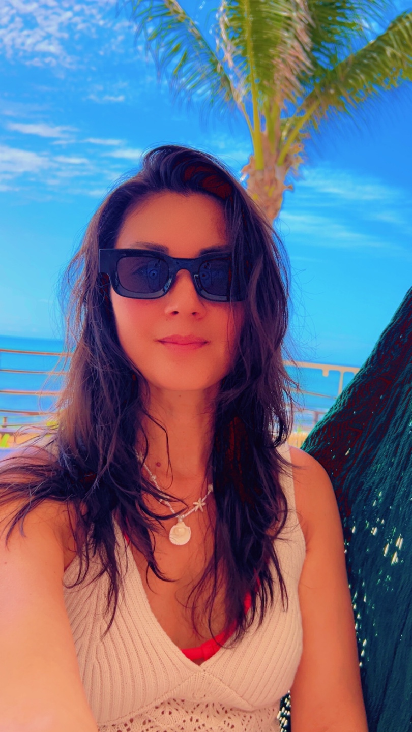 Adri profile
