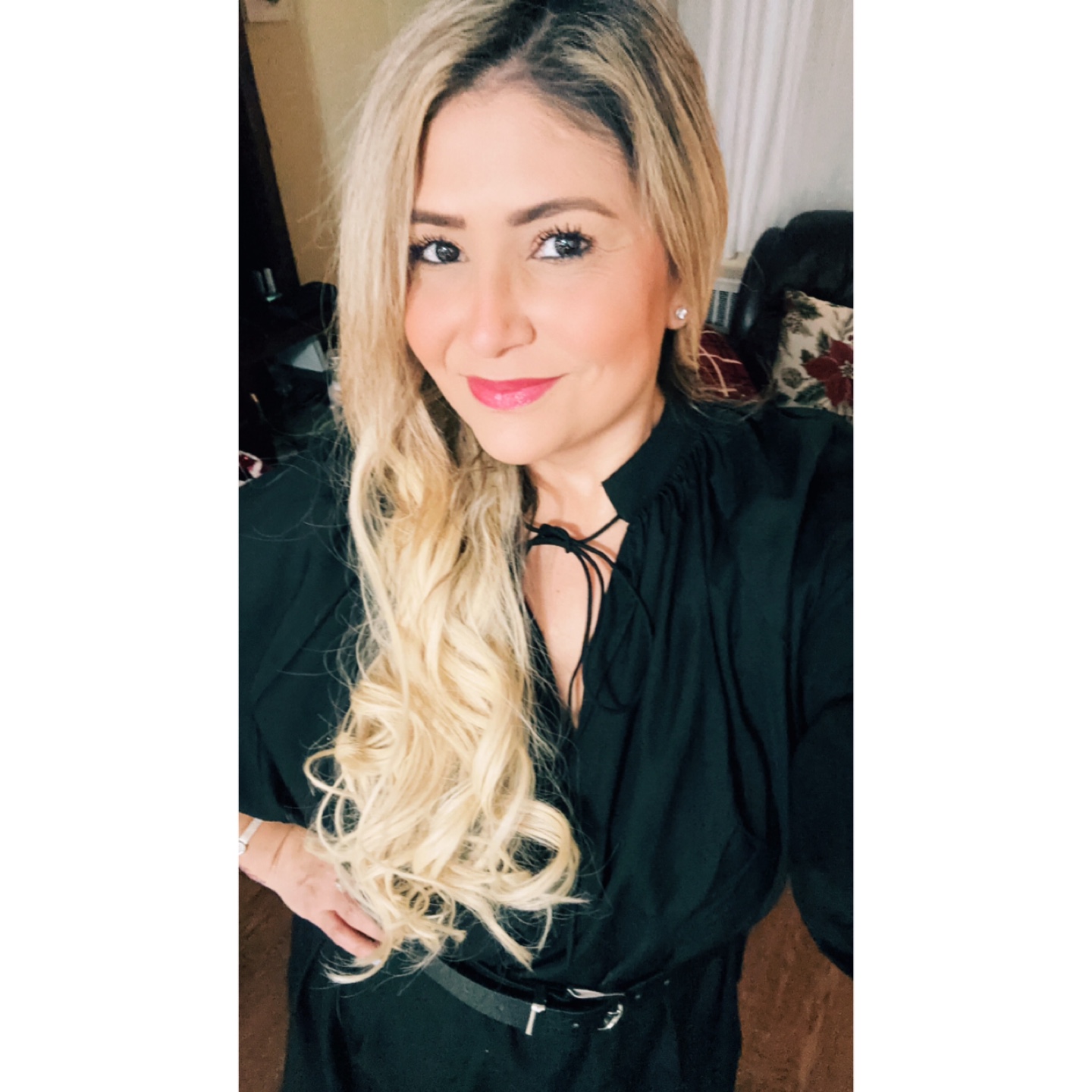 Iris Medrano profile