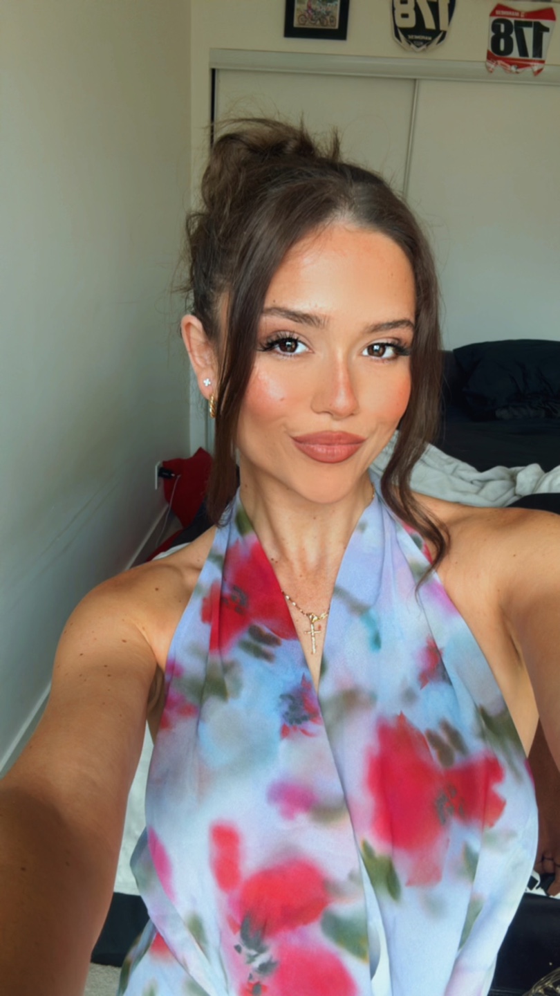 Andrea profile