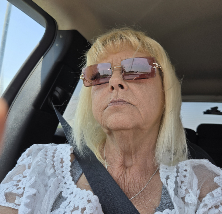 candi foster profile