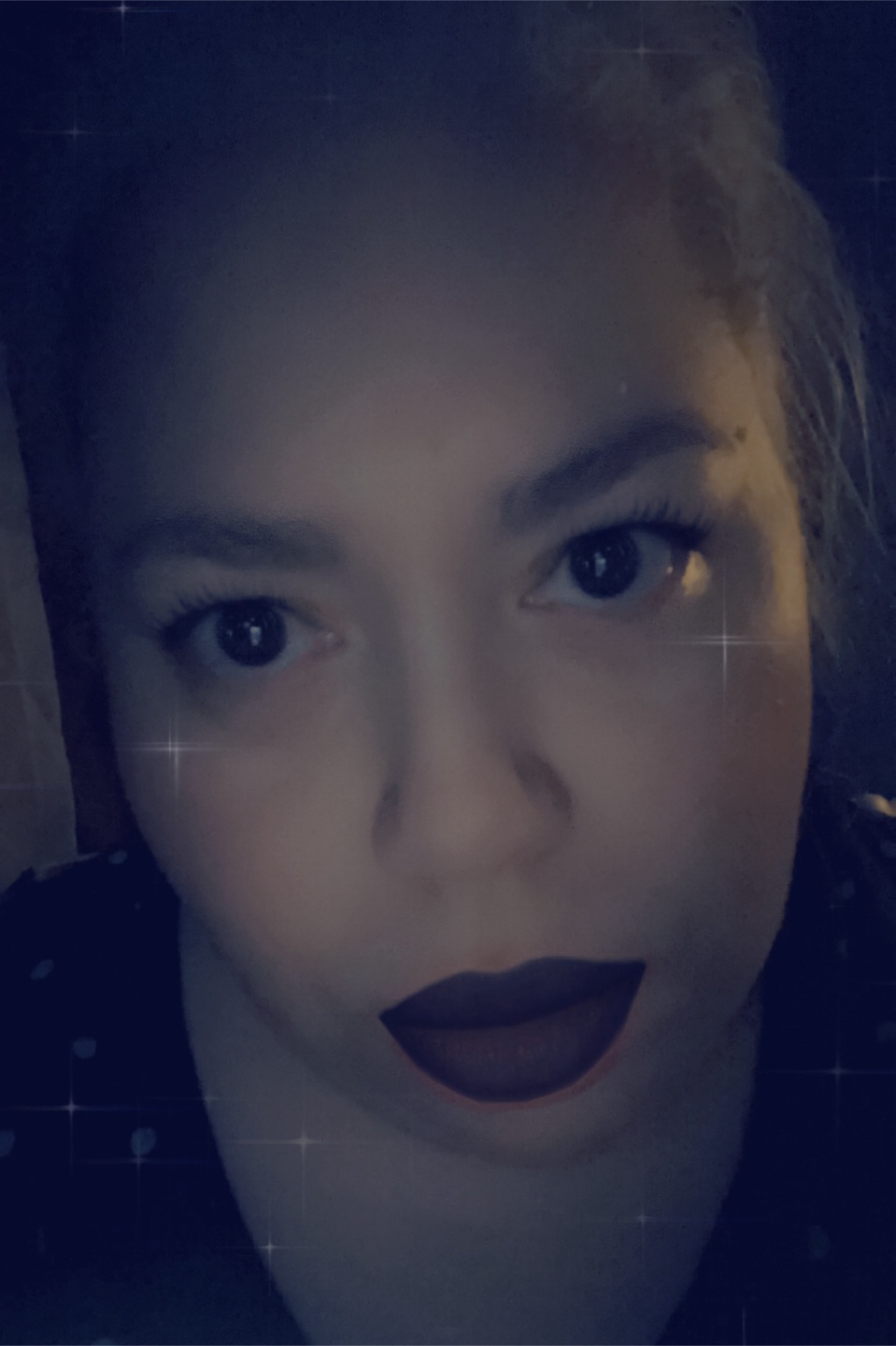 Carolyna profile