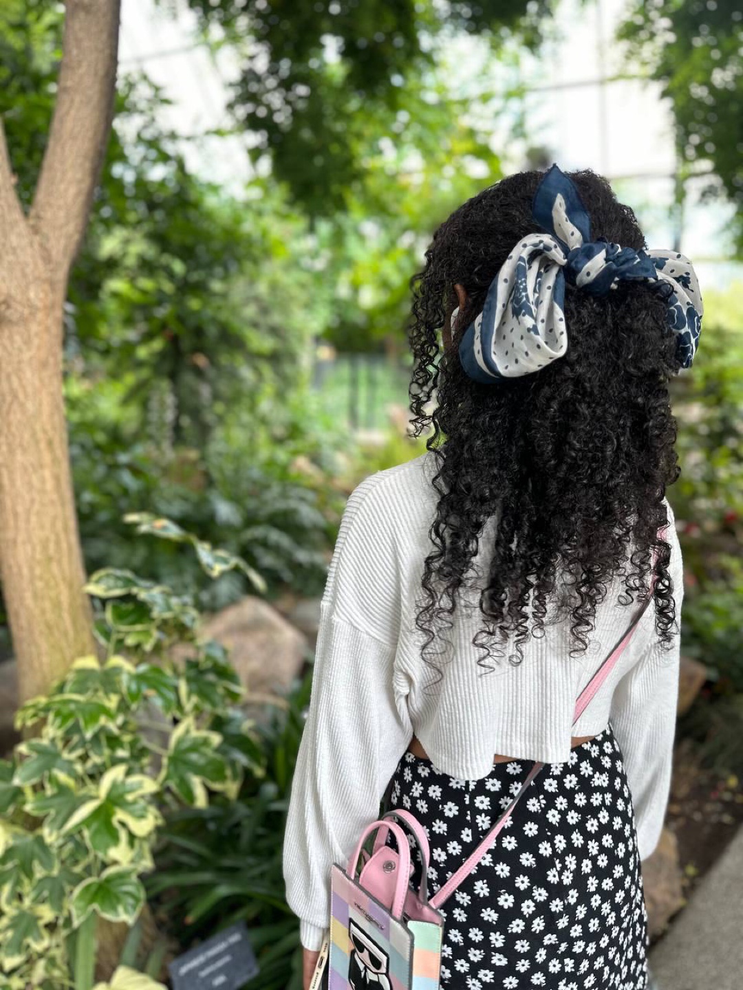 Lora profile