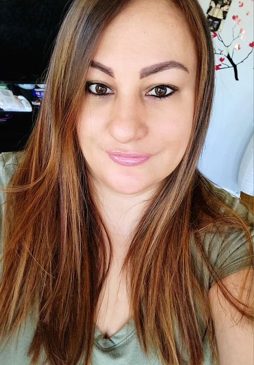 Silvia Montes profile