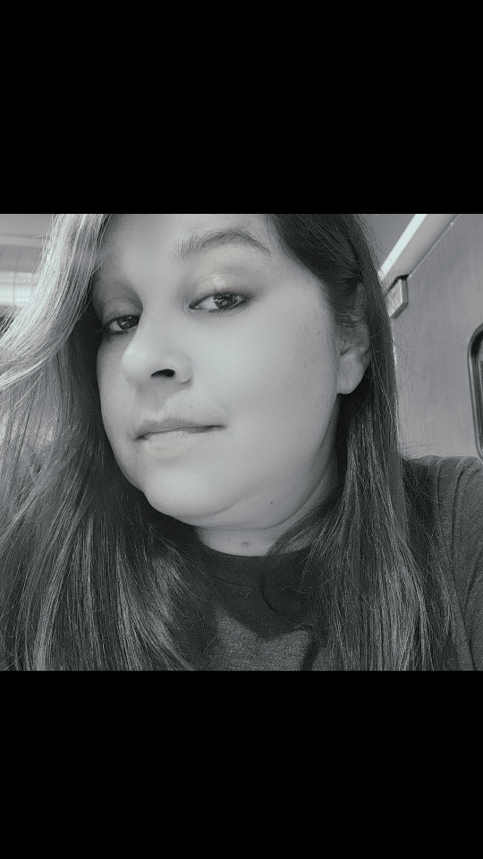 Angela Chmura profile