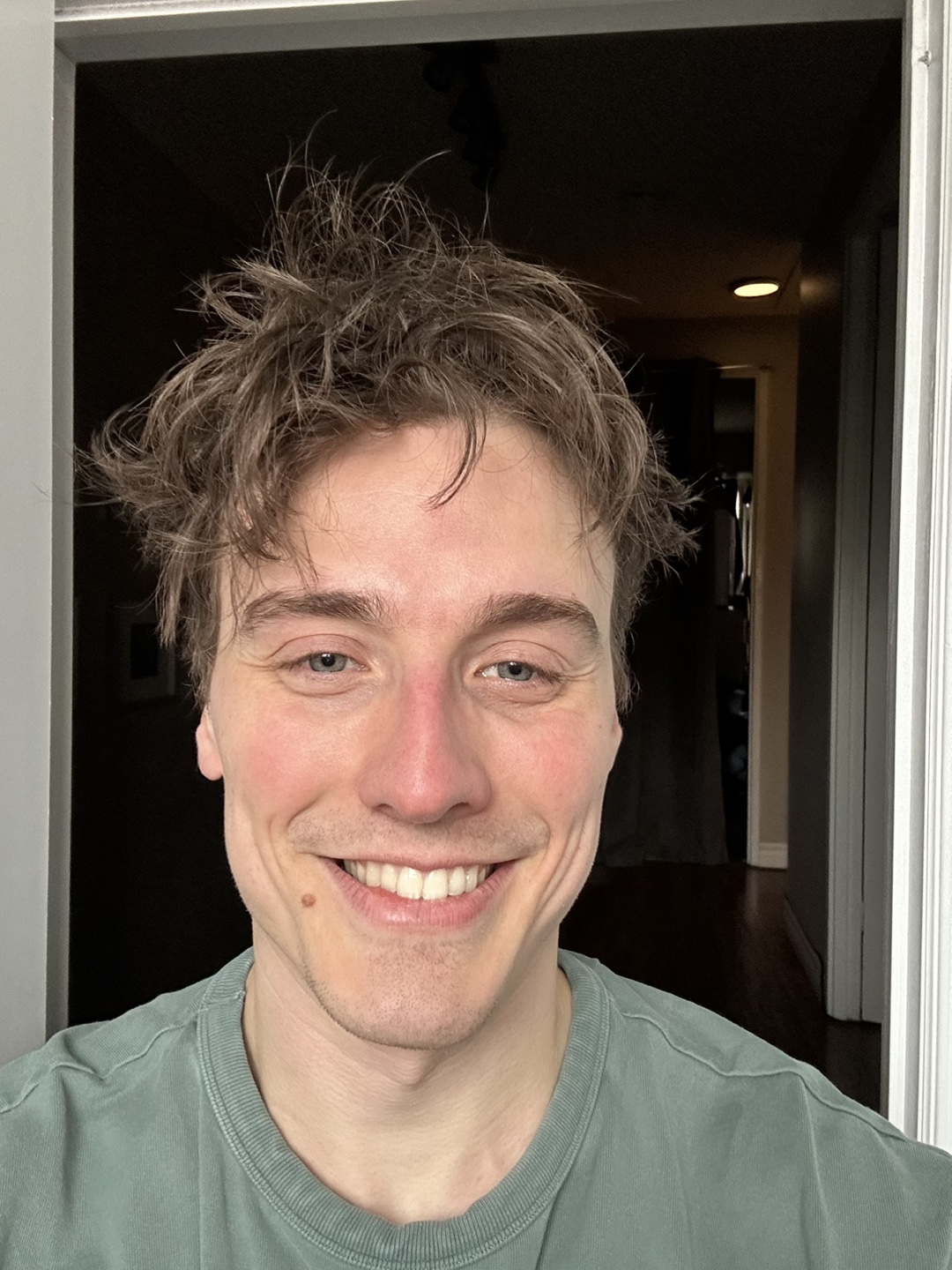 Douglas Taylor Munro profile