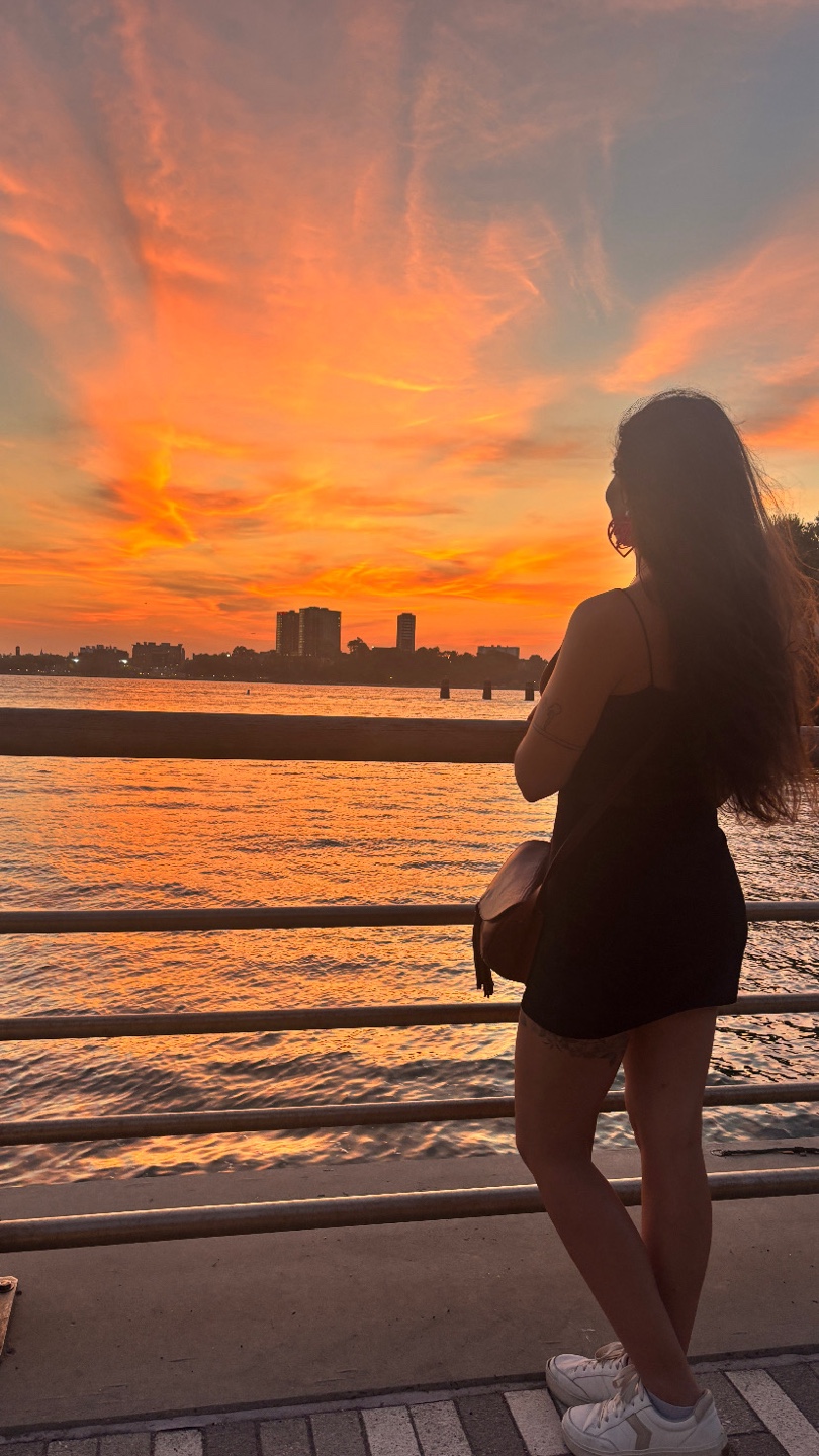 Chiara profile