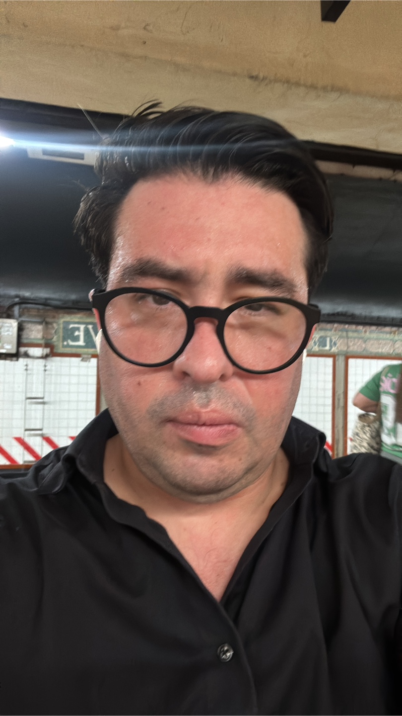 Alvaro profile