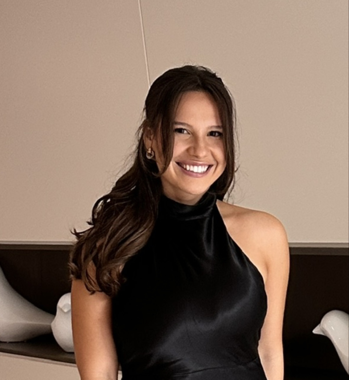 Courtney profile