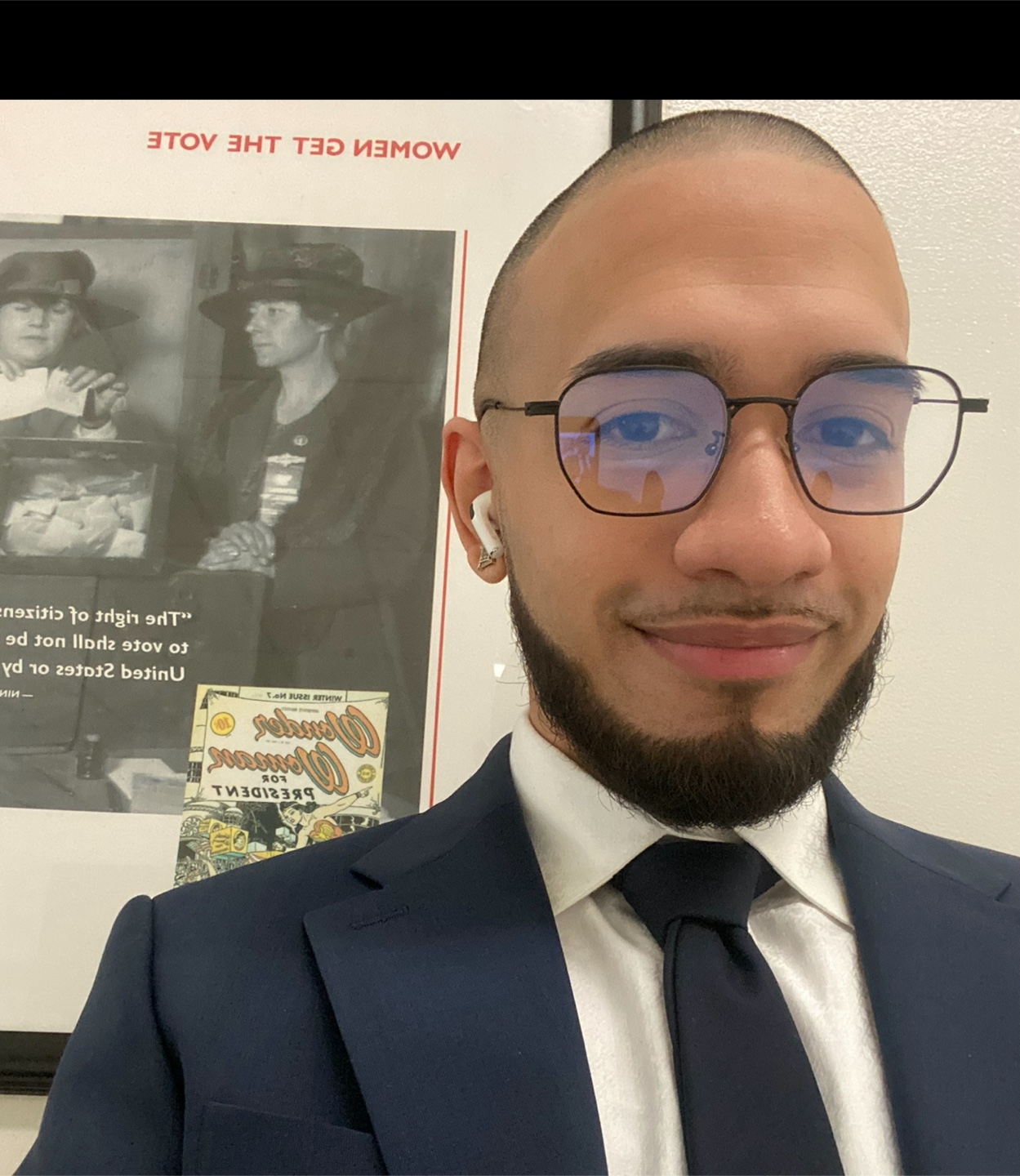 Luis profile