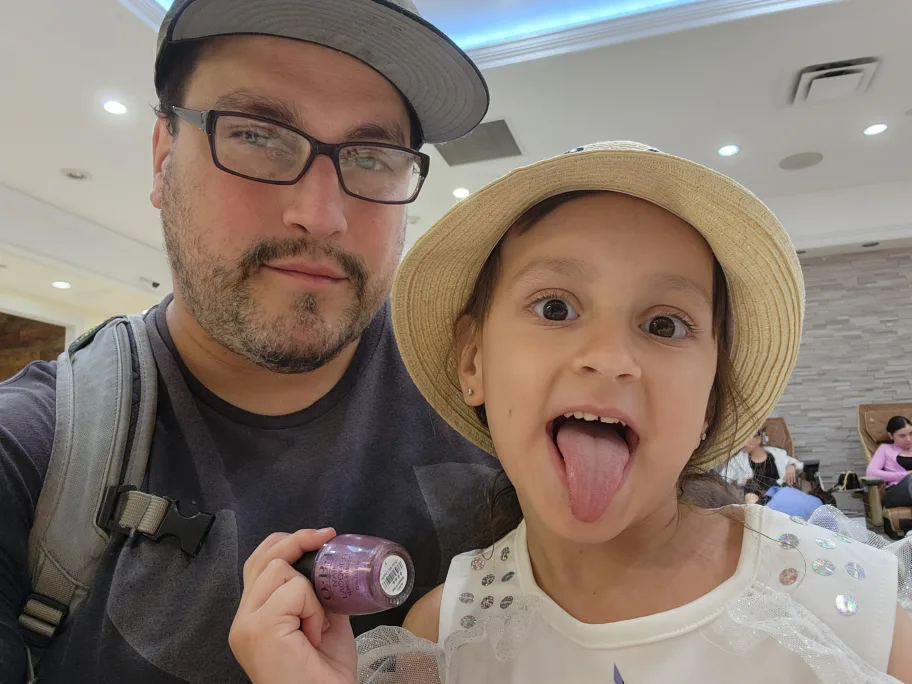 Carlos Lozada profile