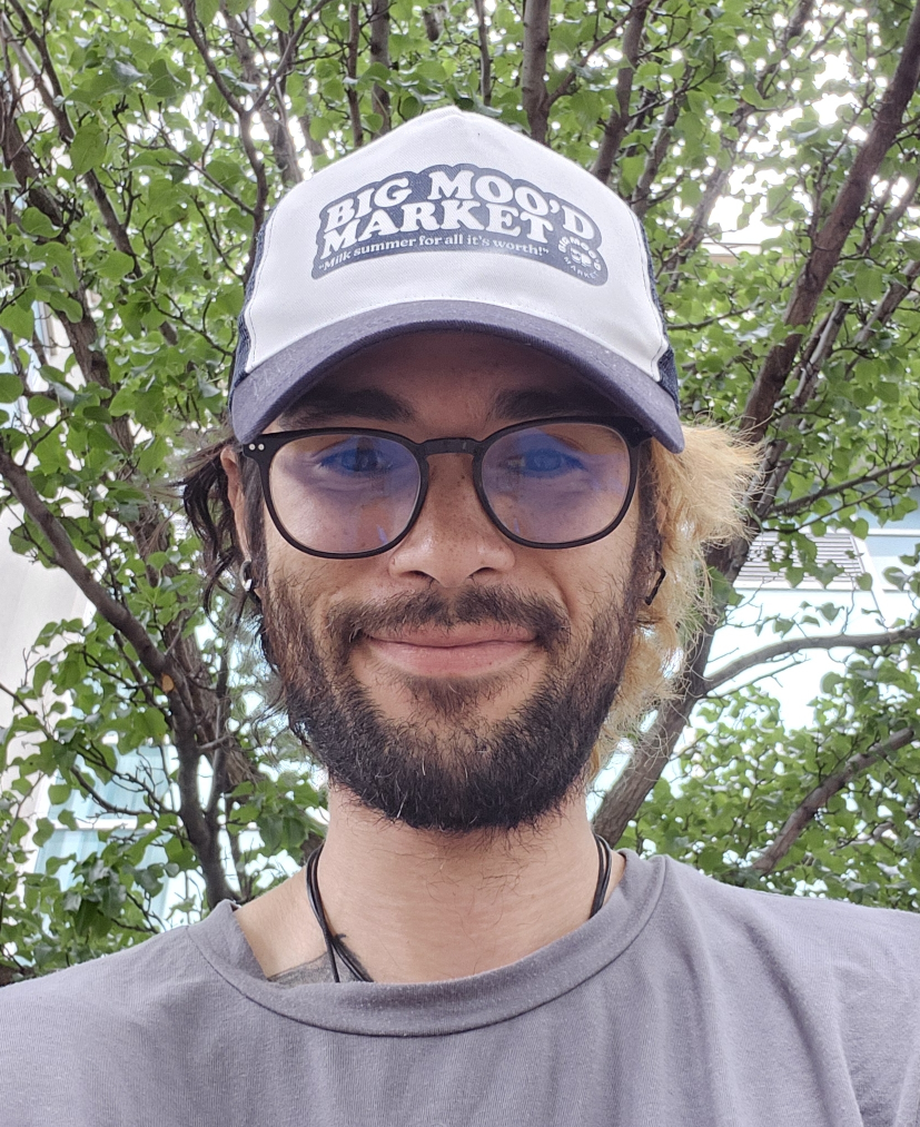 Darius Firoz profile