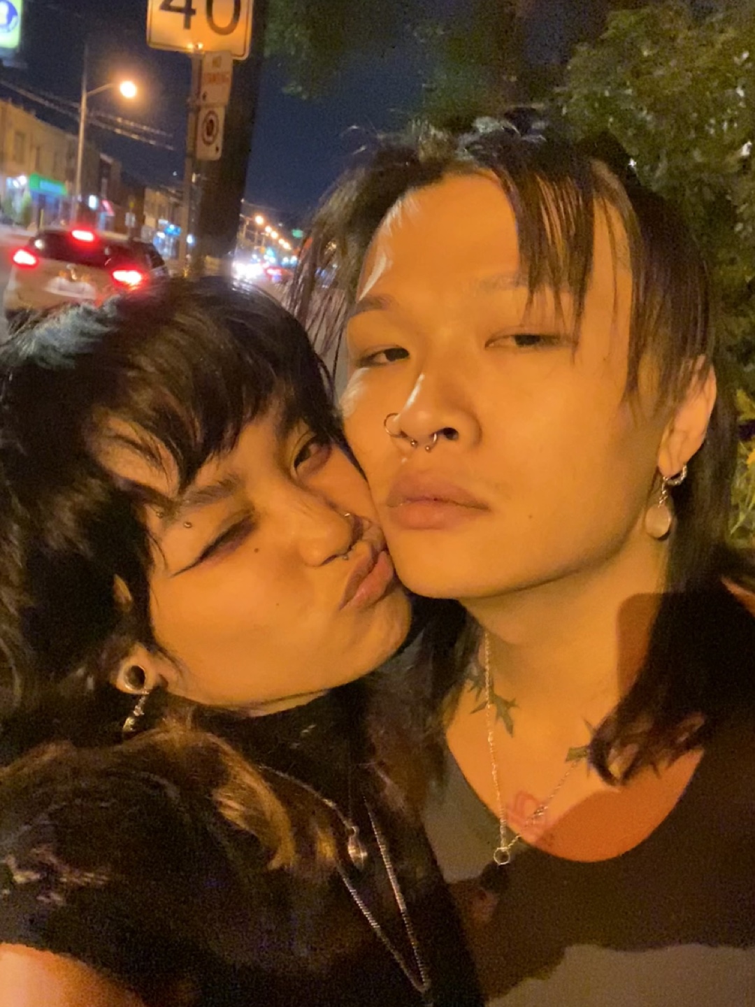 Yna Wong profile