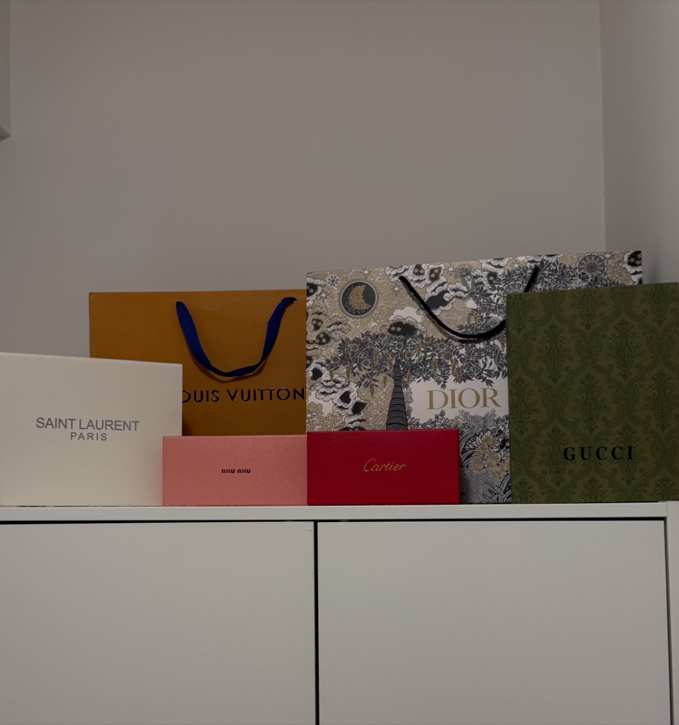 Luxbox