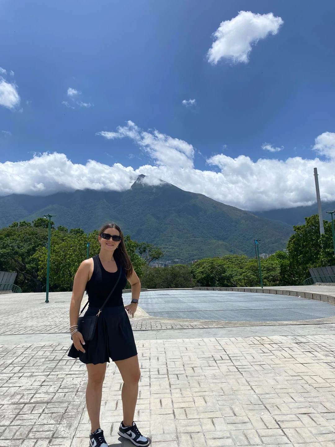 Laura profile