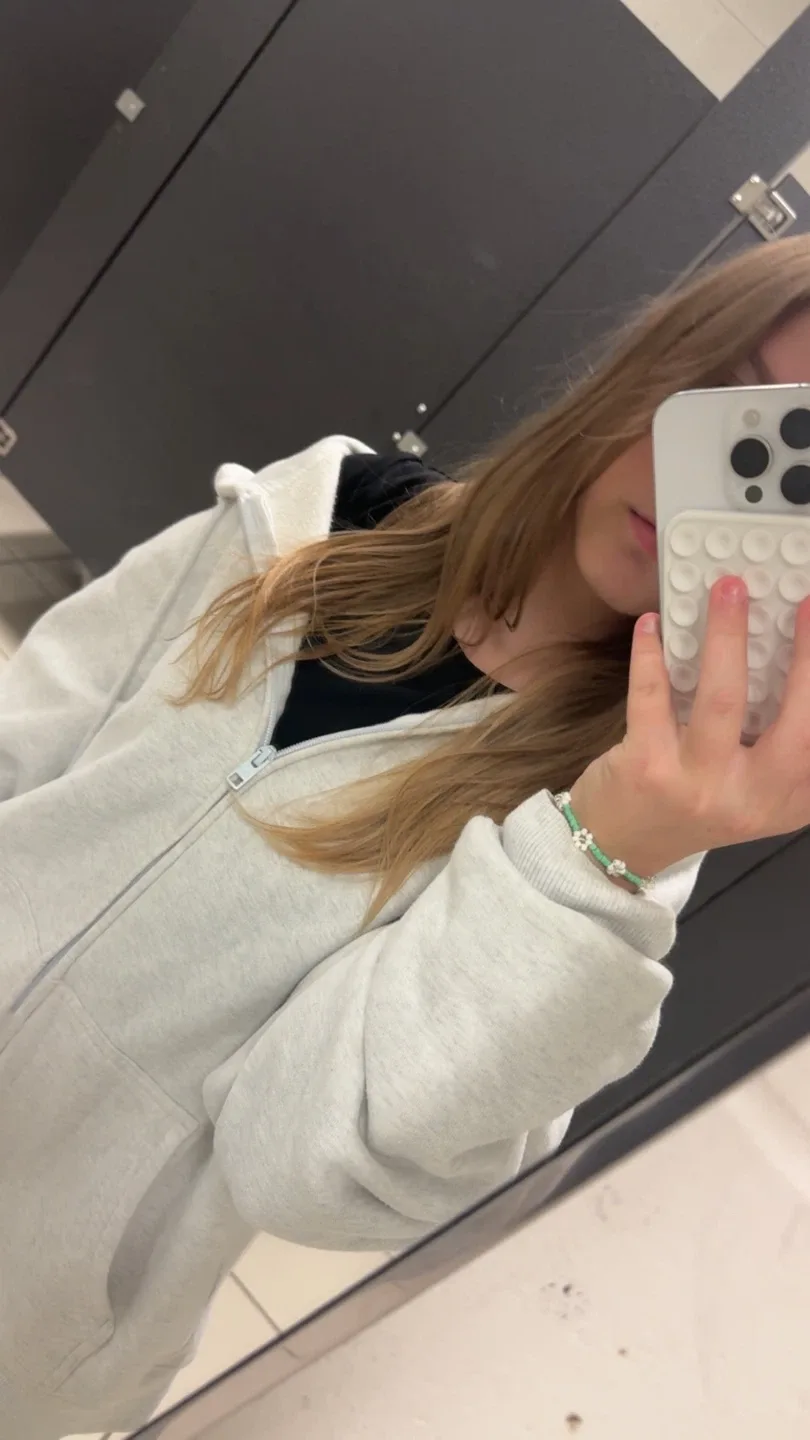 Sasha Mokina profile