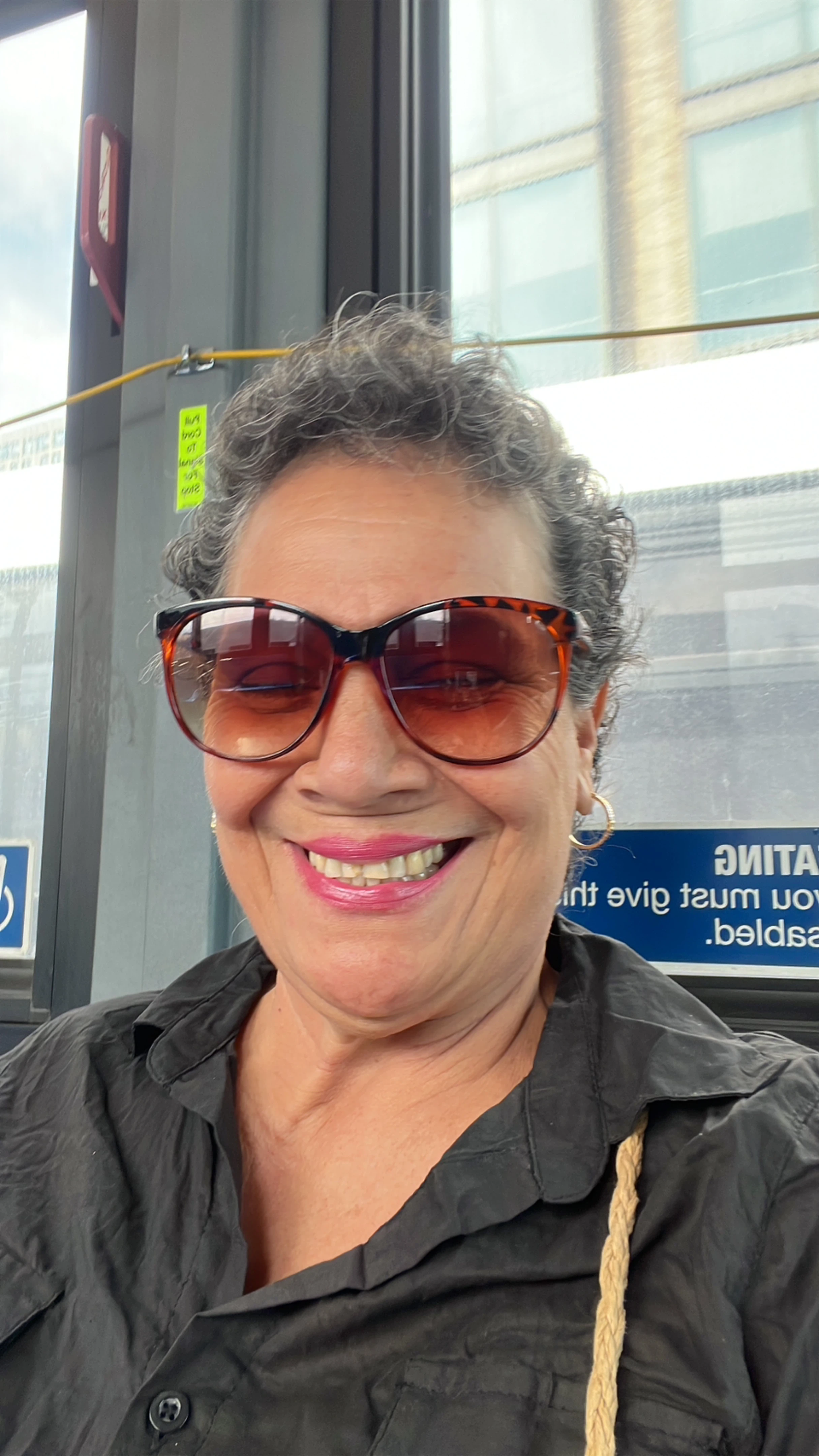 Magaly Holden profile