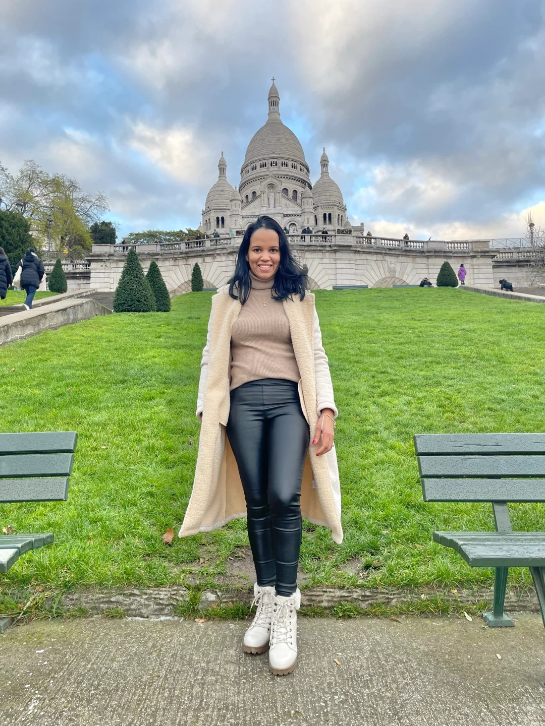 Janet medina profile