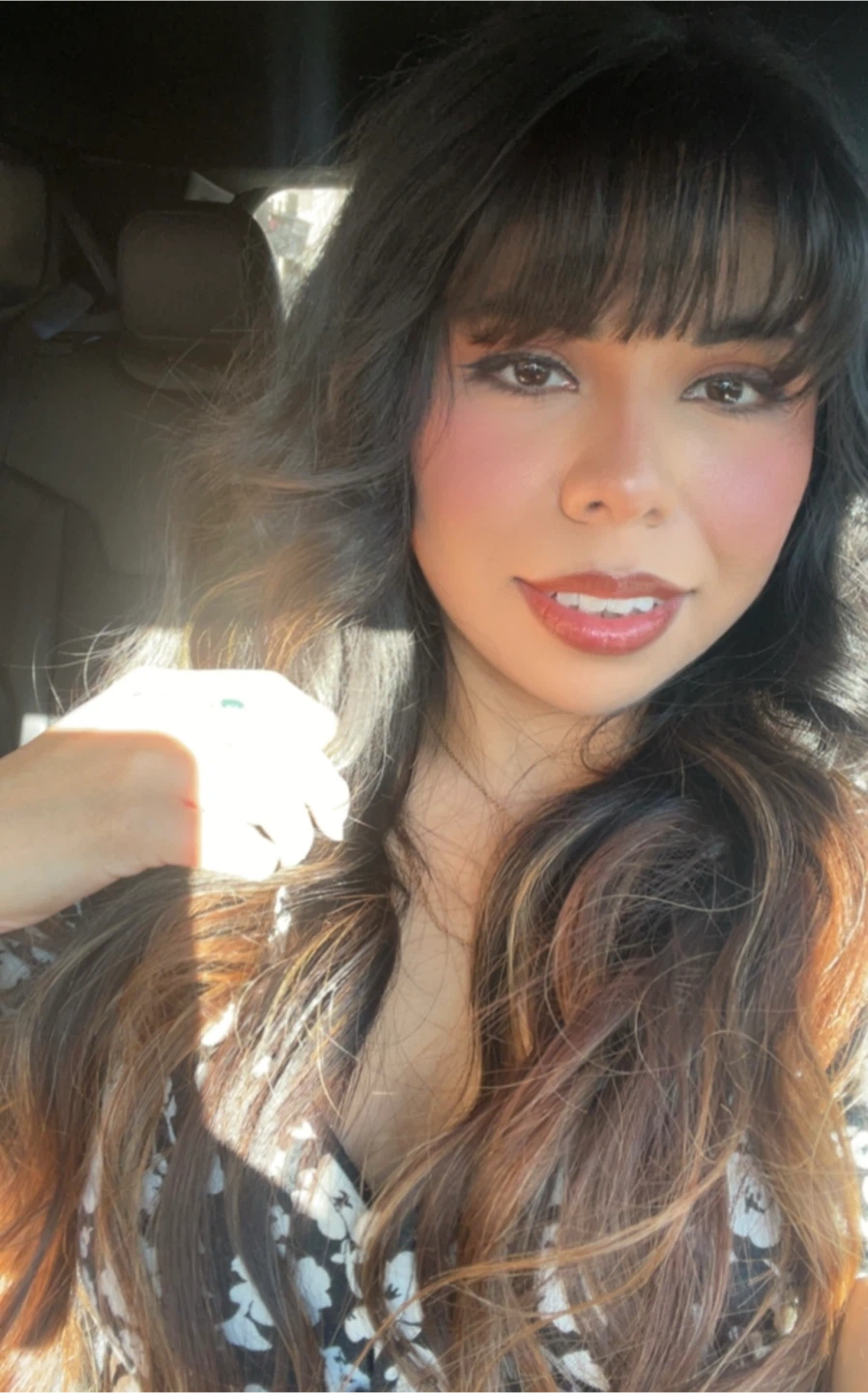 Erika L profile