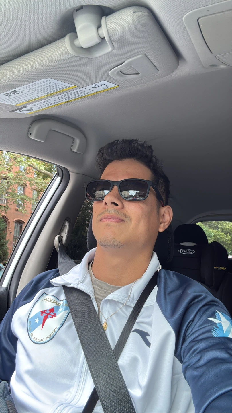 Erik R profile