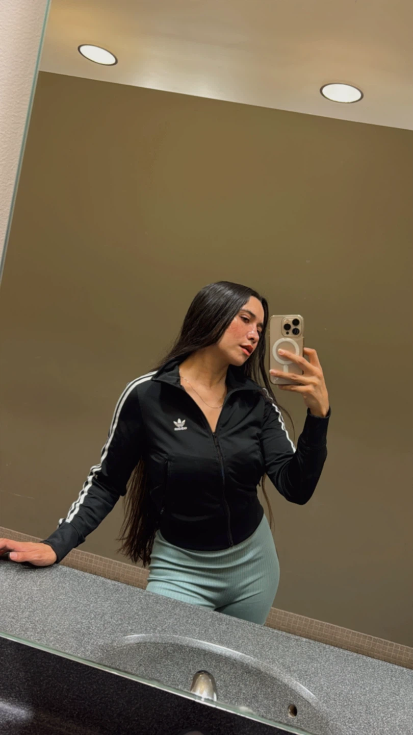Vanessa profile