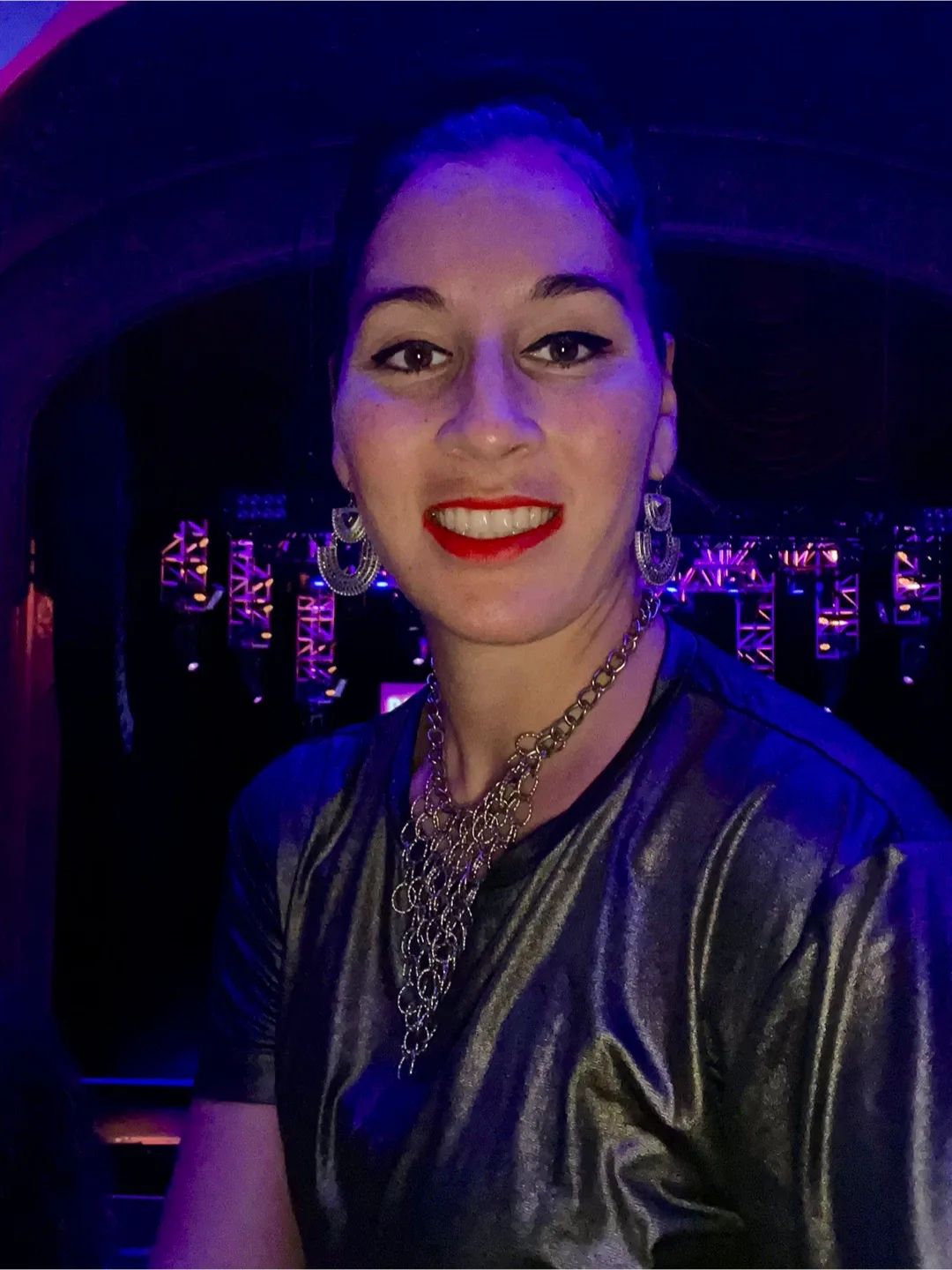 Luana Sandoval profile