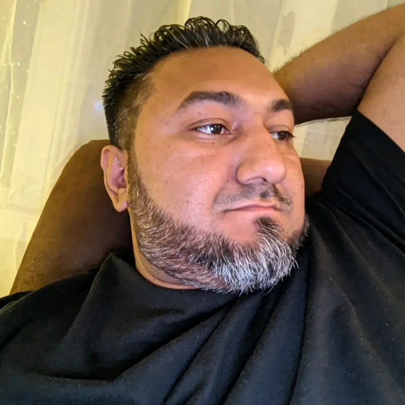 Carlos profile