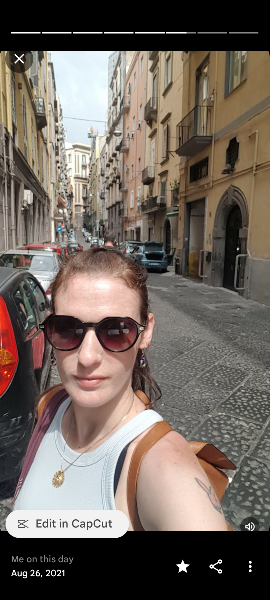 Laura profile