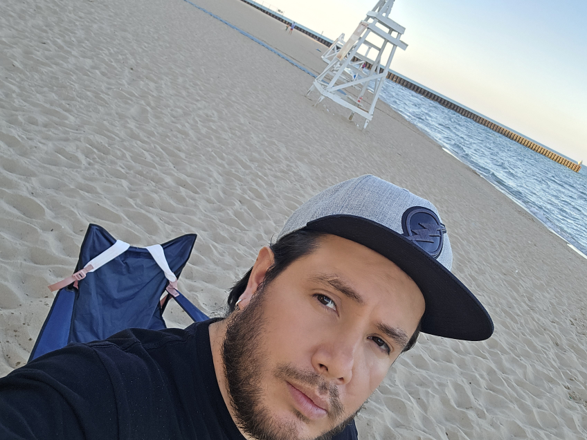 Daniel profile