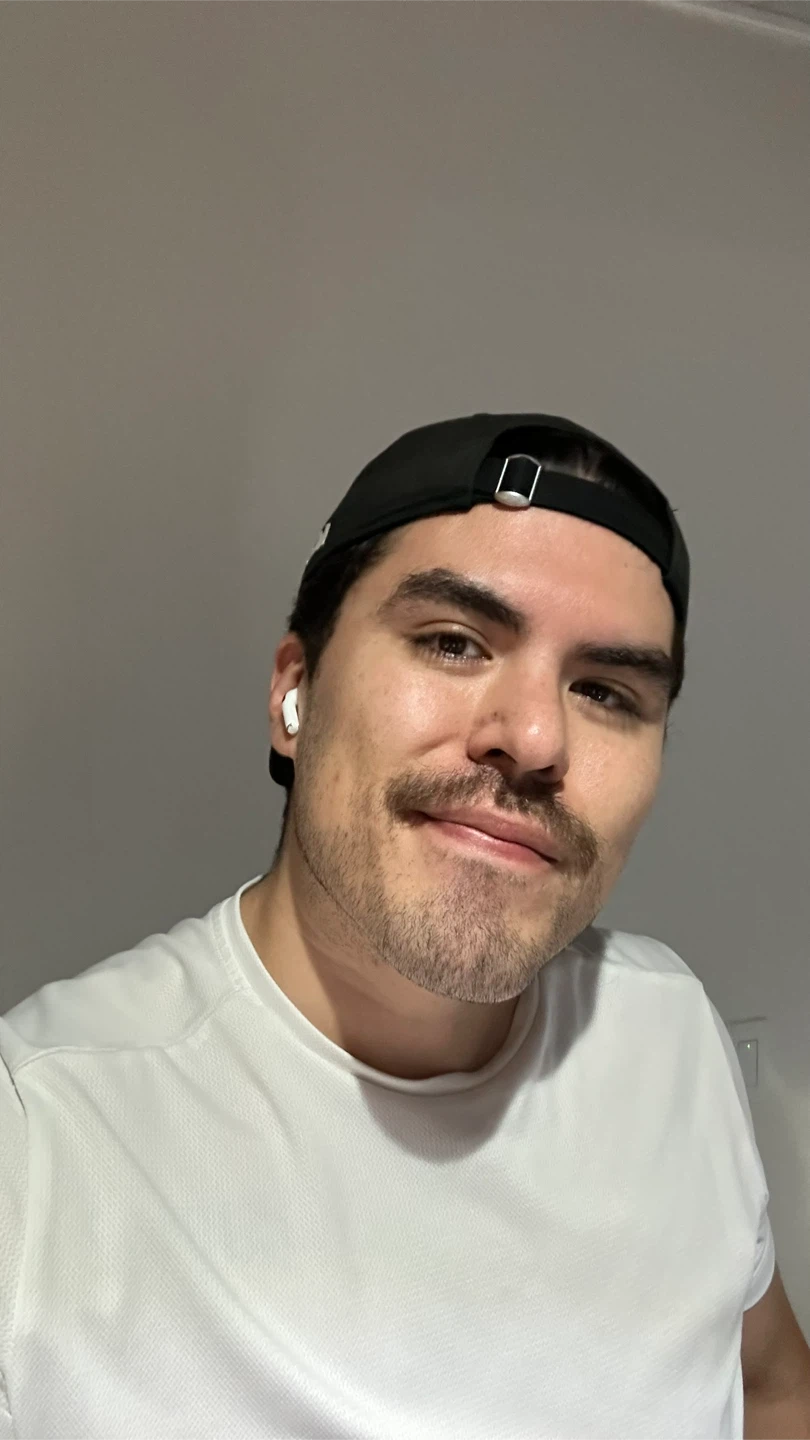 Carlos profile