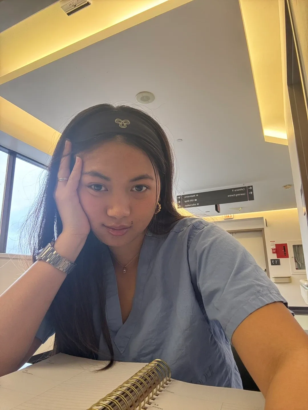 Erma Evalaroza profile