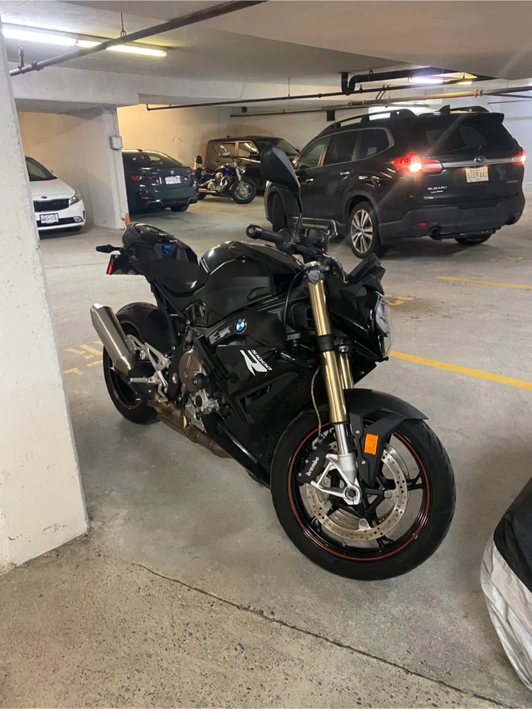 Hudson Harris profile