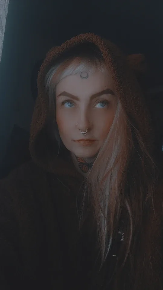 VelvetSocietea profile