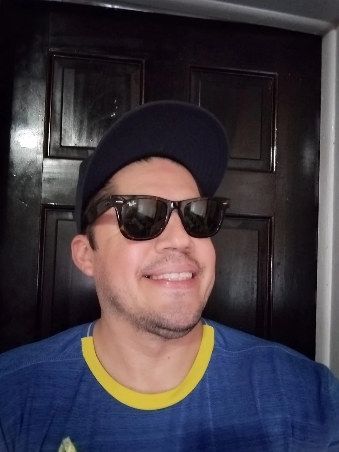 Mauricio profile