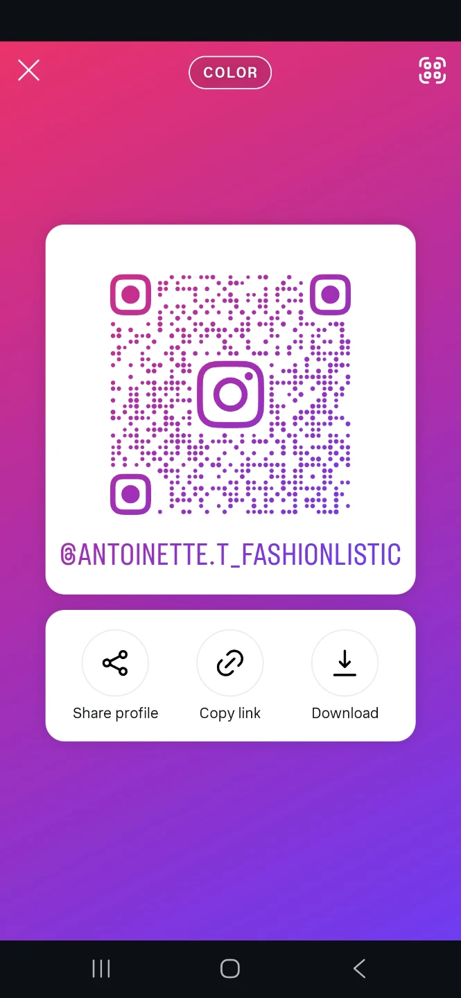 Antoinette profile