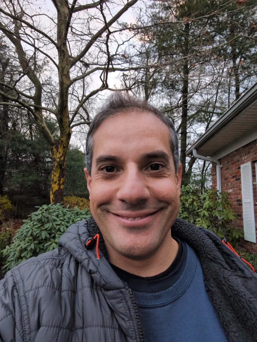 Dennis Vecchiarello profile