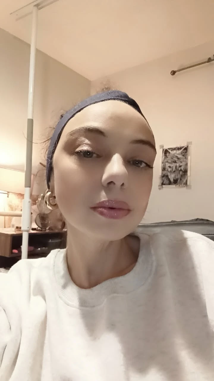 Sabrina profile