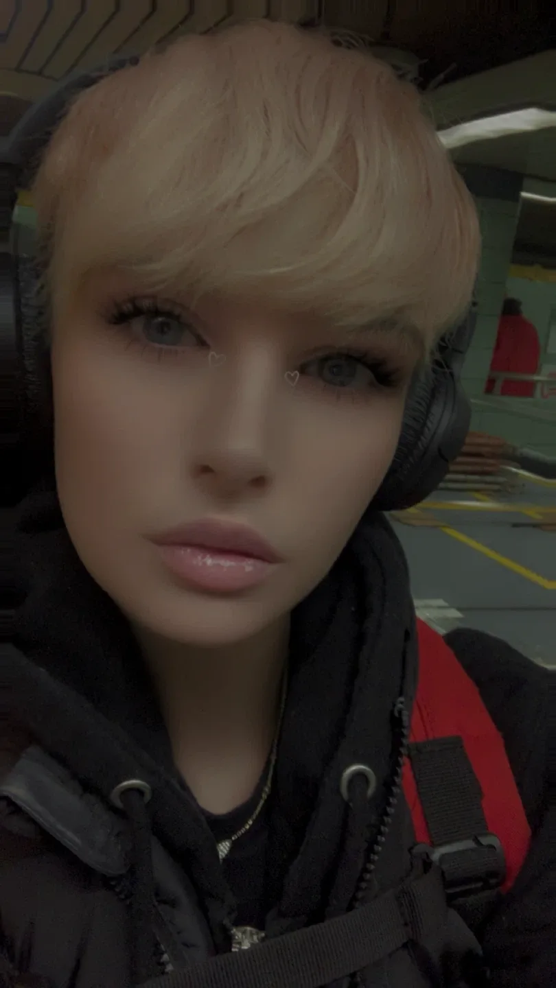 Melissa Rowe profile