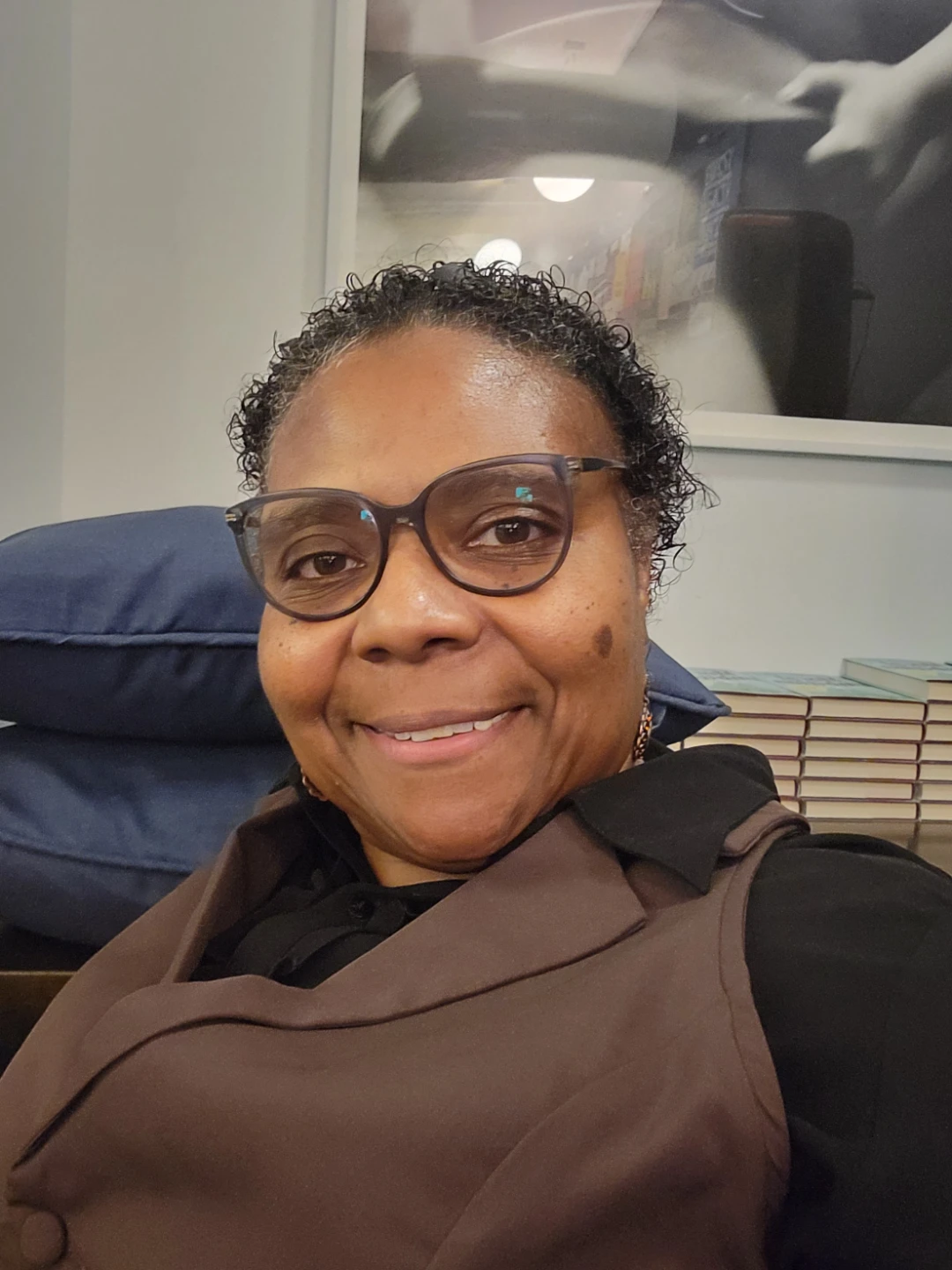 Lisa Hopkins profile