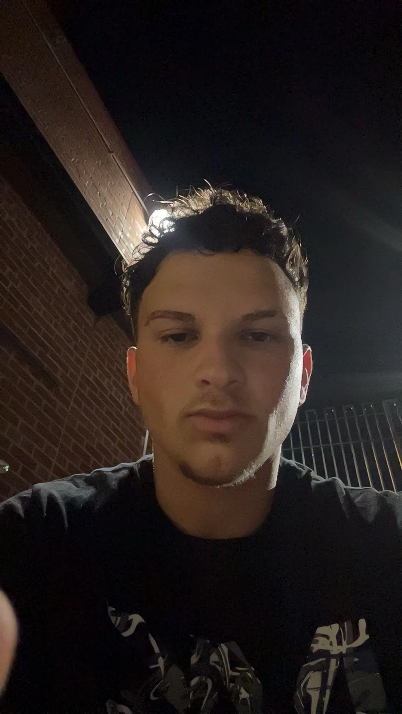 Chris profile