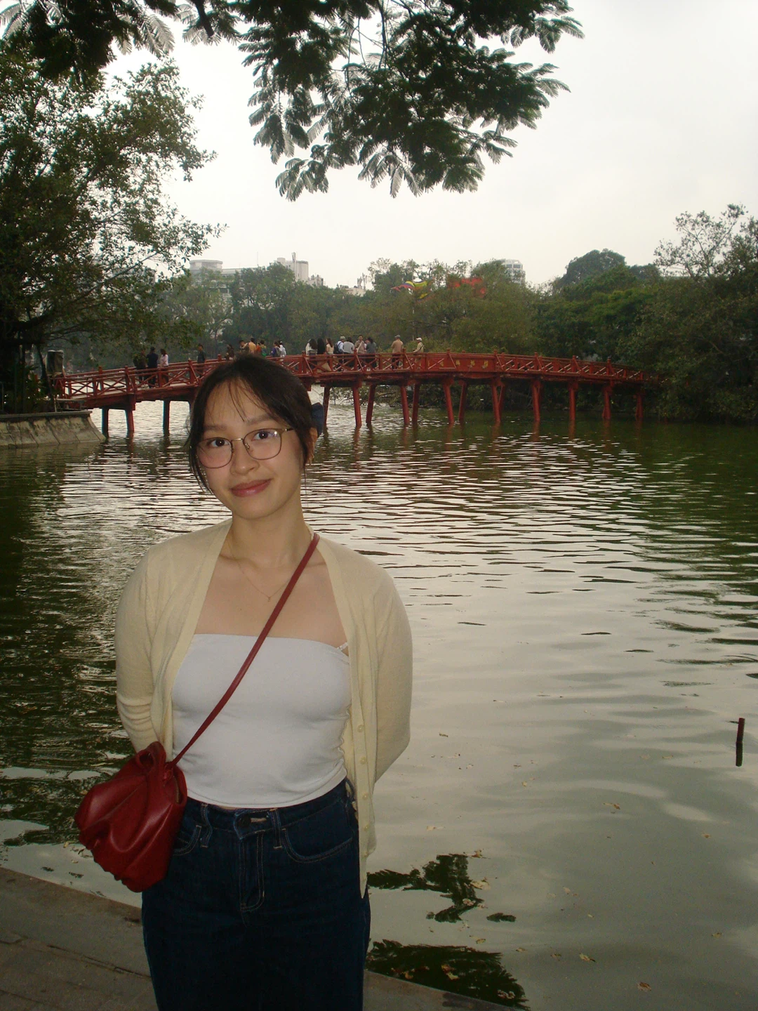 Mina Hoang profile