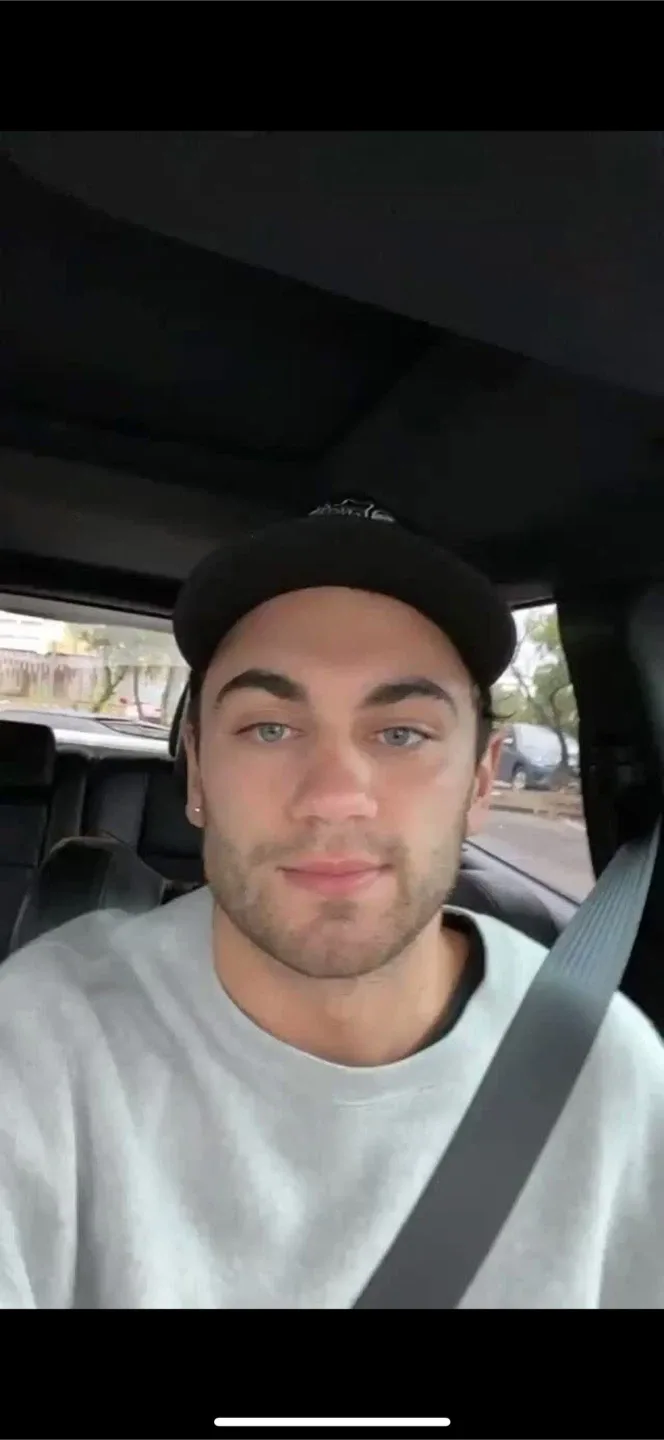 Edward Holton profile