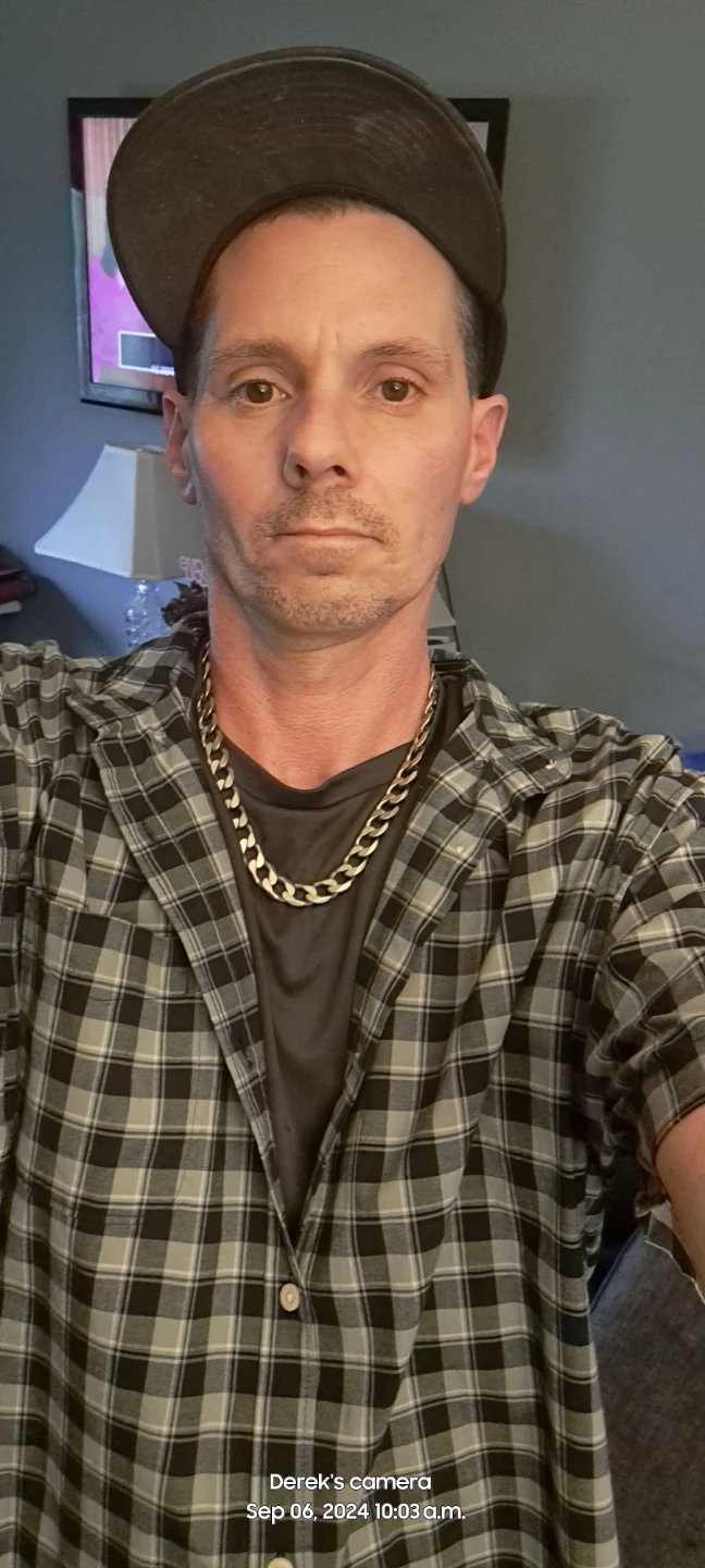 Derek profile