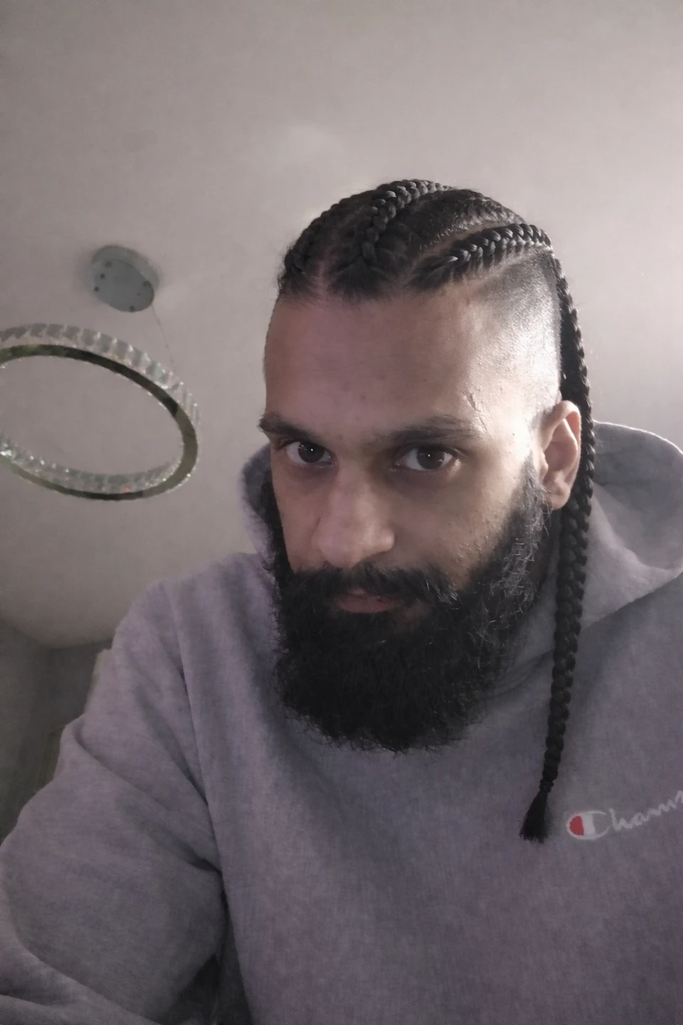 Zain gaya profile
