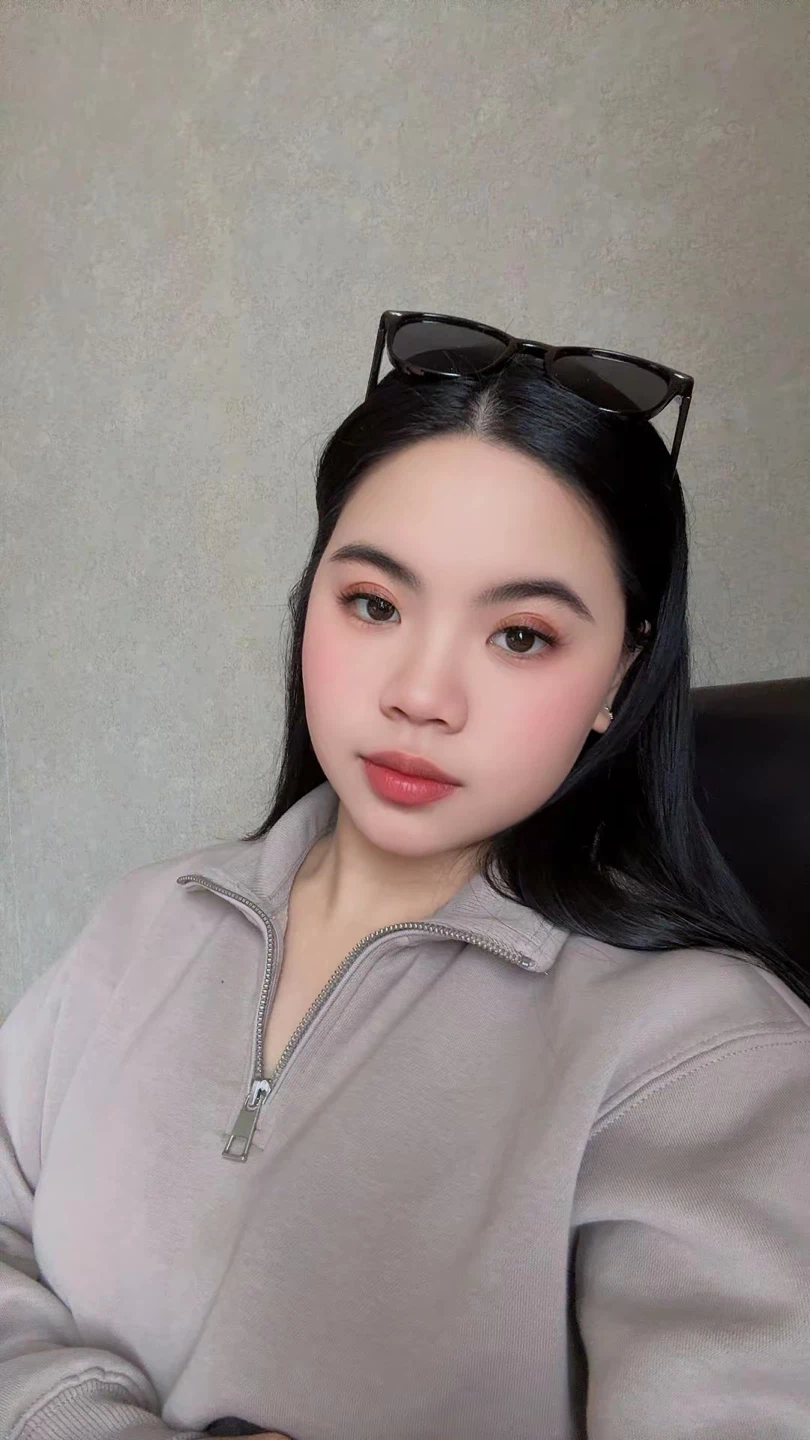 Chelsea dela cruz profile